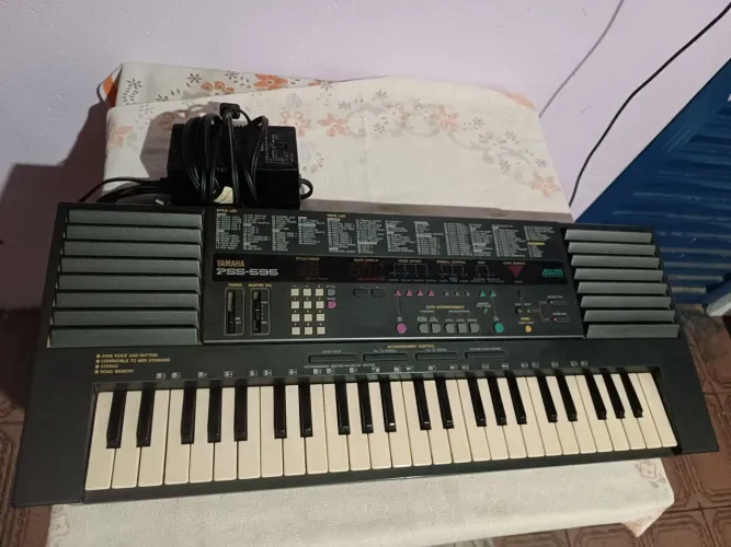 Jundiaí - teclado YAMAHA - PSS-595 -1990- em perfeito estado - item para colecionador