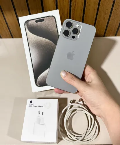 IPHONE 15 PRO MAX 256gb COR NATURAL