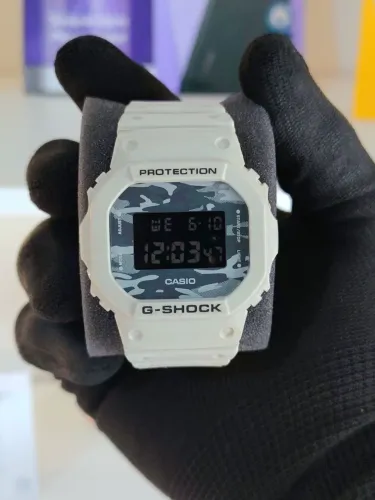 Relógio G-shock Dw-5600ca-8dr