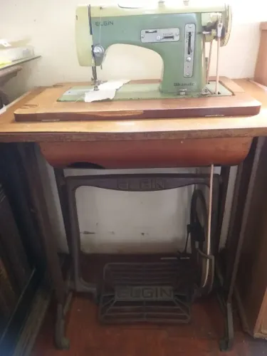 Maquina de costura