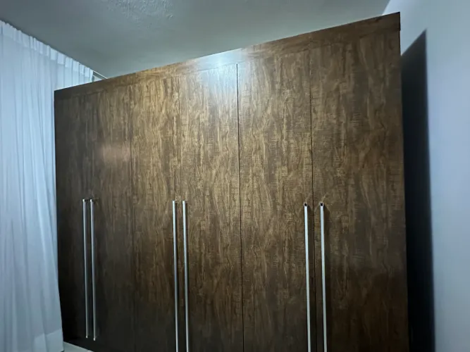 Vende guarda roupa