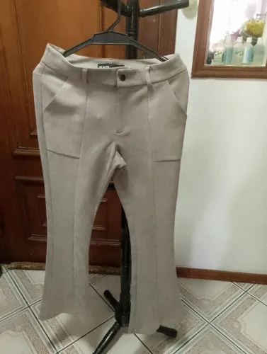 Calça feminina é da Hering