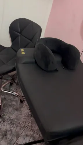 Vendo carrinho sem os materiais , cadeira giratória e maca 