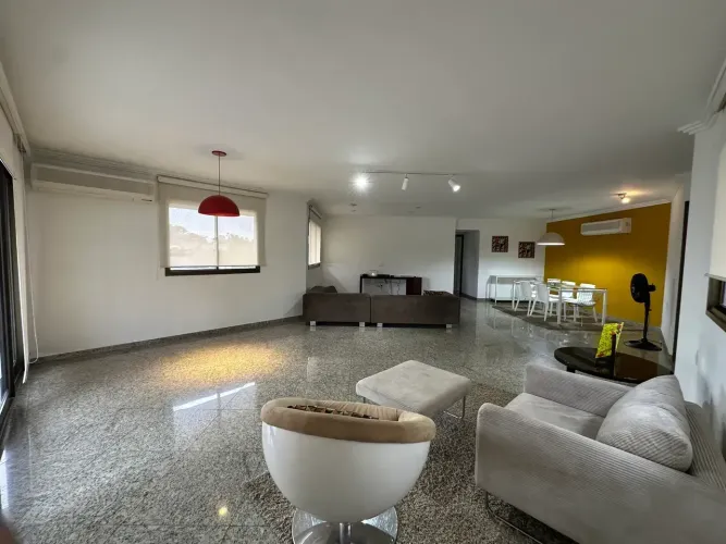 Mansão Adrianópolis  Apartamento de Alto Padrão