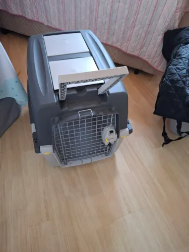 Caixa para transporte de cachorro