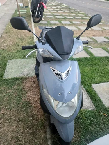 Suzuki Burgman 125 08/09 - Automática, toda em dia