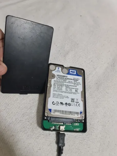 HD externo 320 na case