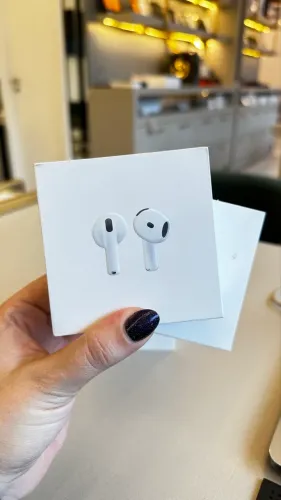 AIRPODS 4 NOVO LACRADO / LOJA FÍSICA 