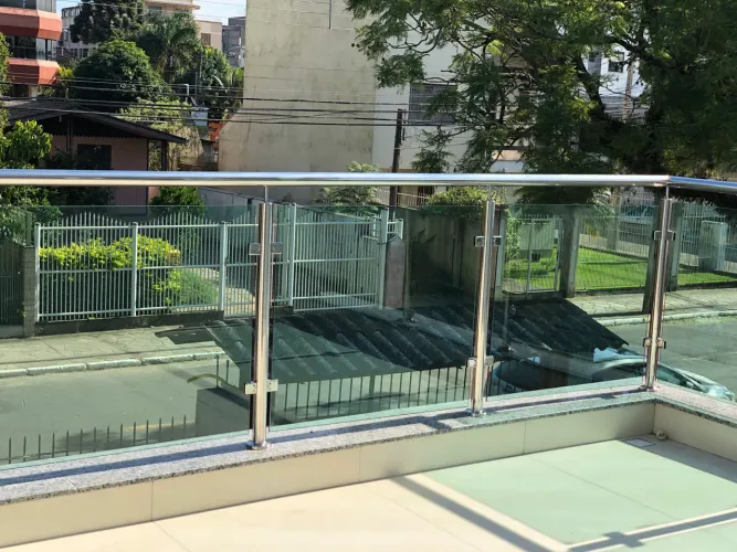 Corrimao guarda corpo inox e vidro temperado