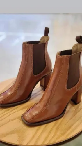Vendo 2 botas