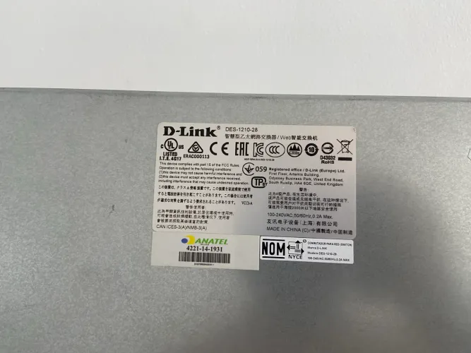 Switch D-link DES-1210-28
