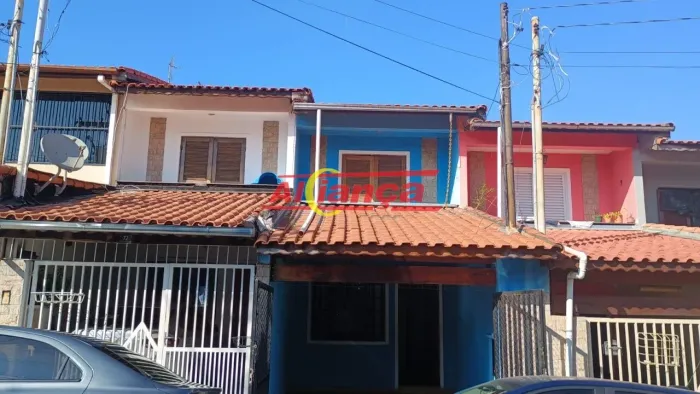 Sobrado à Venda 2 Suítes | Aceita Financiamento | Jardim Cocaia