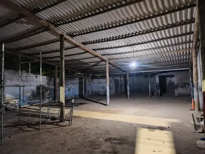 Galpão 300 M2 em Linhares, próximo ao shopping, Movelar 