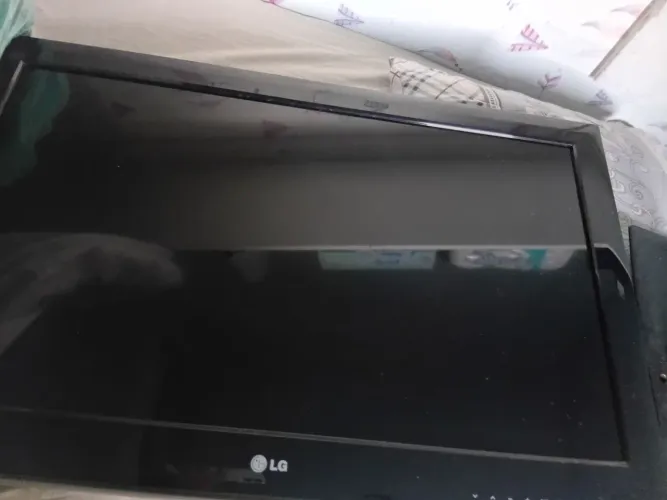 Tv lg 32 polegadas com defeito
