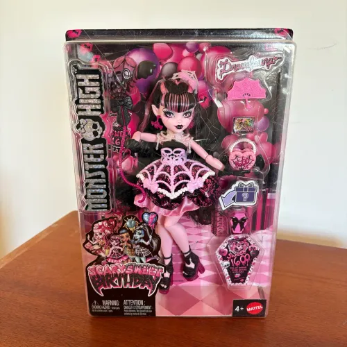 Draculaura G3 1600 Scary Sweet Birthday - Monster High (Lacrada)