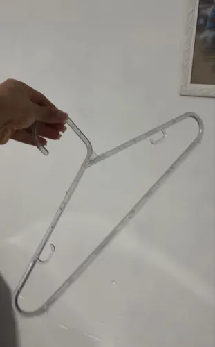 Cabide de acrílico 
