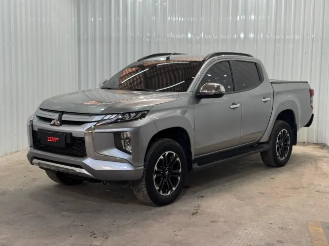 Mitsubishi TRITON HPE 2.4 CD 4X4 TB Diesel Aut. 2024