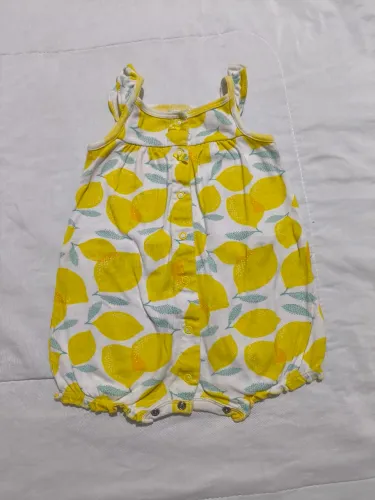 Romper Carter's 6 meses