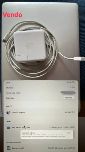 MacBook Pro 2020 m1 8g ram 256gb ssd.