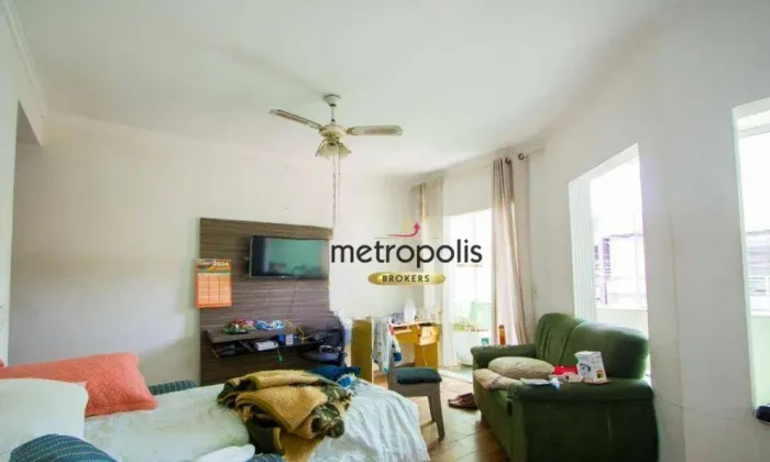 Sobrado com 3 dormitórios à venda, 300 m² por R$ 780.000,00 - Parque São Vicente - Mauá/SP