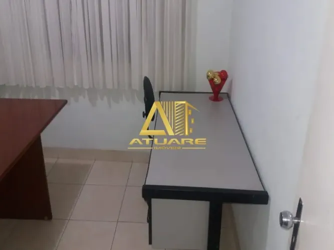 Ponto comercial no centro de Pouso Alegre! Com 02 salas, banheiro.