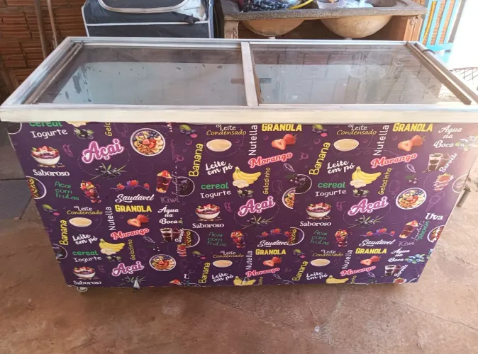 Freezer fricon ta funcionando só colocar mais gás gela bem pouco
