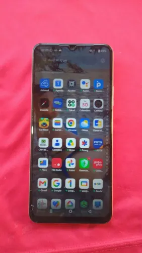 Vendo esse celular