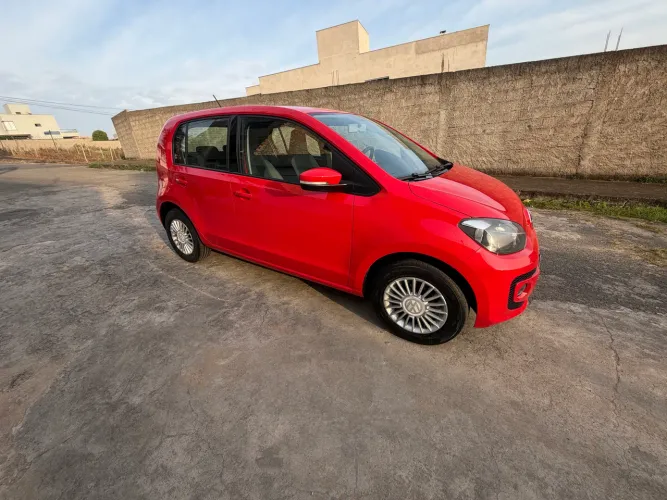 Volkswagen Up! Move 1.0 TSI Total Flex 12V 5P 2016