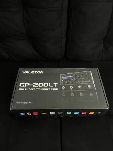 Pedaleira Valeton GP-200LT