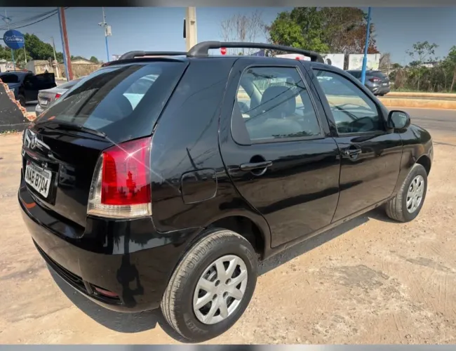 Fiat Palio 1.0 Economy Fire Flex 8V 4P 2013