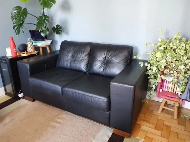 Sofá 2 lugares couro legítimo (160cm) 