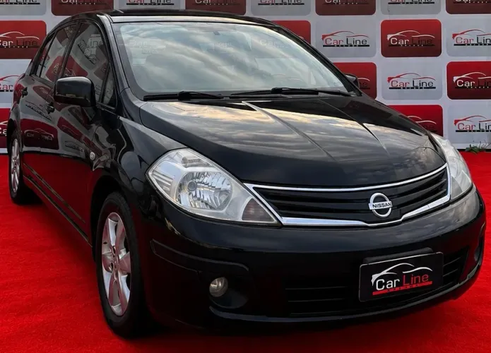 Nissan Tiida SL 1.8/1.8 Flex 16V Mec. 2013