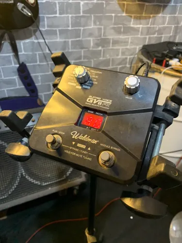 Pedaleira Waldman GV1FX