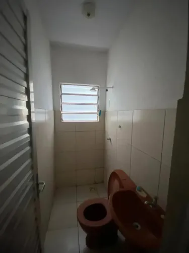 Ponto comercial térreo no bairro castanheira rua ana biju 110m2