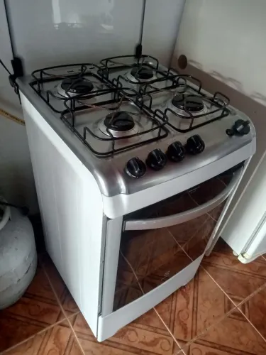 Fogão Electrolux 4 bocas acendimento automático 