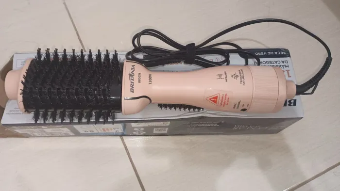 Vendo escova secadora Britânia