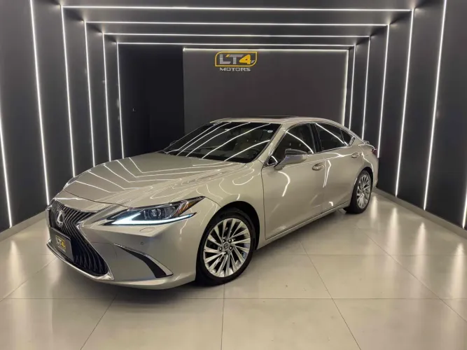 Lexus ES-300H ES300h 2.5 16V Aut. (hybrid) 2019