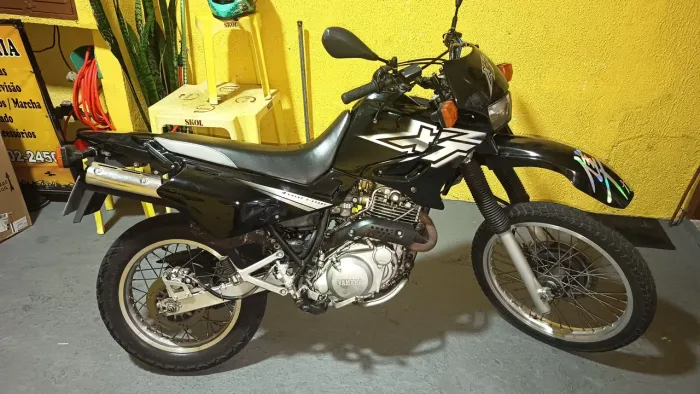 Xt 600 2001 moto muito boa a mais de 8 an