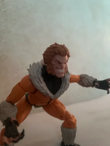 Marvel legends - dentre de sabre 