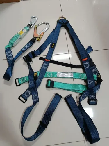 Cinto paraquedista Hércules com mosquet 300$ão