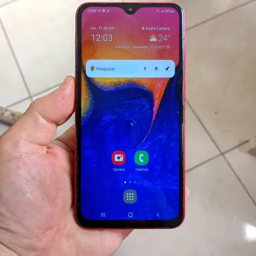 Celular Samsung Galaxy A10 32 gigas em perfeitas condições bateria e entr carregador bons