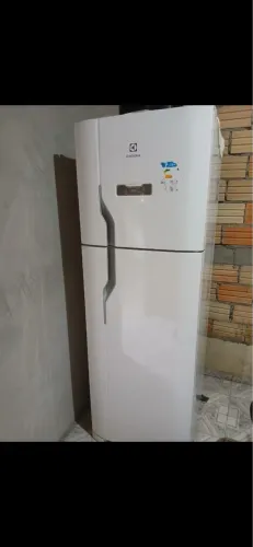 Geladeira eletrolux