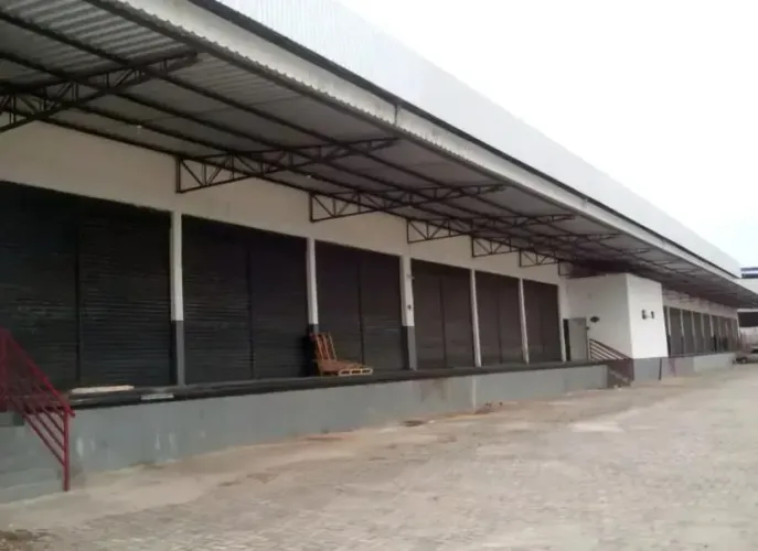 GALPÃO PARA LOCAÇÃO MED. 1200 M2 EM CONDOMÍNIO0 NA PONTA NEGRA!
