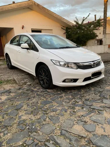 Honda Civic Sedan LXS 1.8/1.8 Flex 16V Mec. 4P 2014
