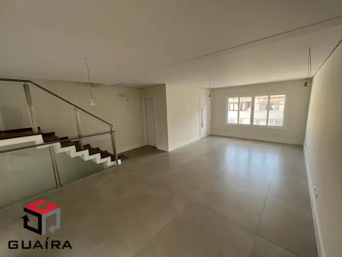 Sobrado de 250m² no Nova Petrópolis em SBC - SP