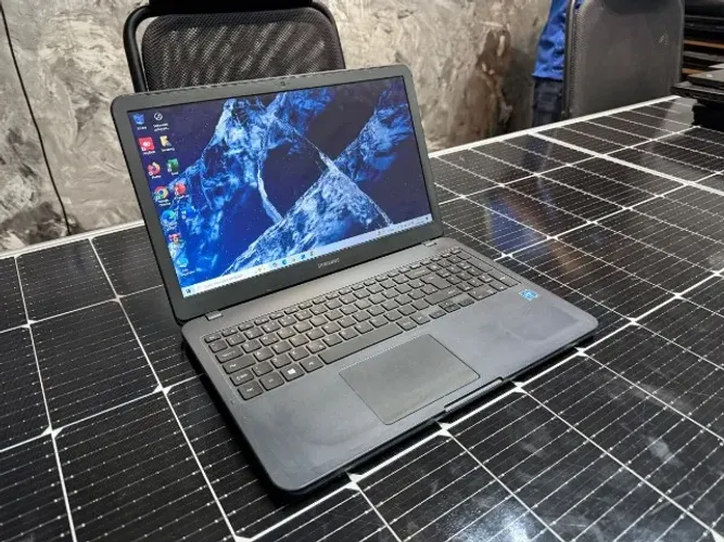 Notebook Samsung Intel Celeron 4GB RAM 128GB SSD