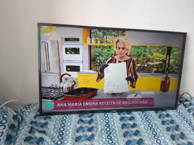TV LG LED 4K 50 Smart - Defeito 