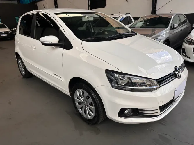Volkswagen Fox Comfortline 1.0 Flex 8V 5P 2015