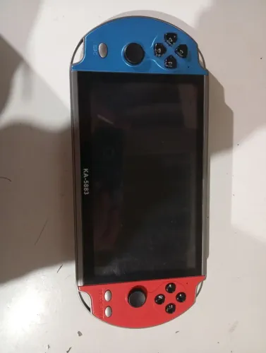 Mini Game Portátil Retrô Kapbom KA-5883 (Também Conhecido Como X12 Plus)