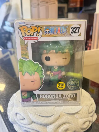 Roronoa Zoro - Glow in the Dark - One Piece Funko #327